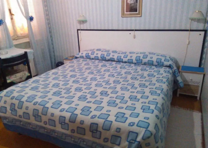 Santachiara 호텔 *